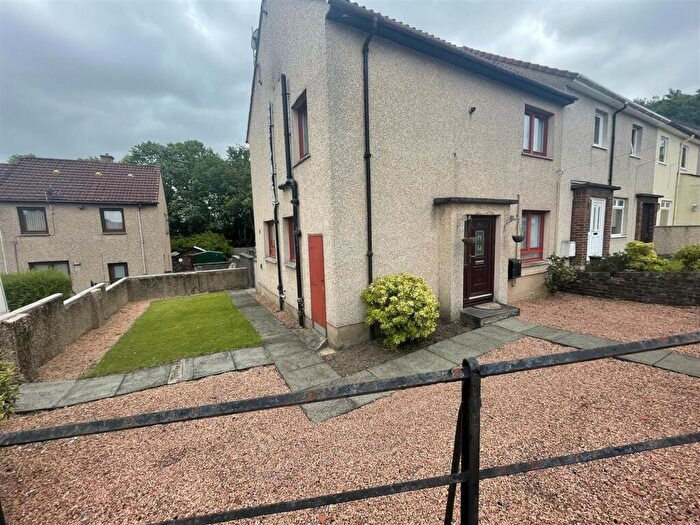 3 Bedroom End Of Terrace House To Rent In Beechbank Crescent, Kelty, KY4