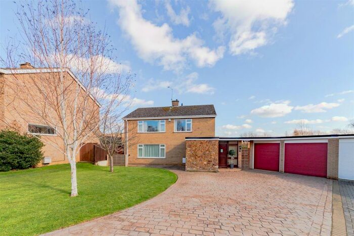 4 Bedroom Detached House For Sale In Windmill Way, Lyddington, LE15