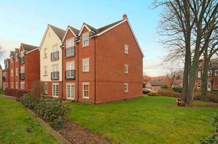 2 Bedroom Apartment To Rent In Manor House Close, Wilford Village, NG11
