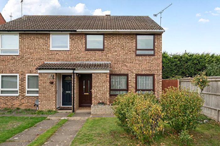 3 Bedroom End Of Terrace House For Sale In Maidenhead, Berkshire, SL6