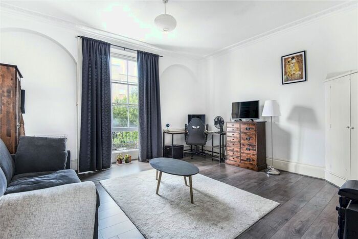 Studio To Rent In Aberdeen Place, London, NW8