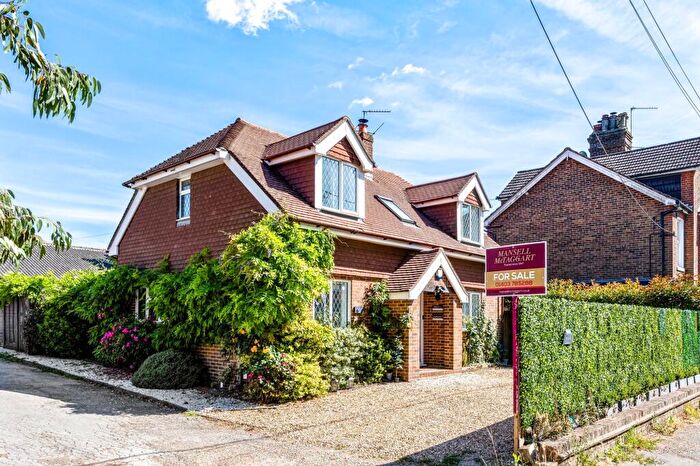 3 Bedroom Detached House For Sale In Stane Street, Five Oaks, RH14