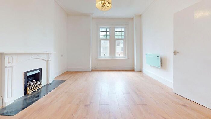 1 Bedroom Flat To Rent In Hurstbourne Road, London, SE23