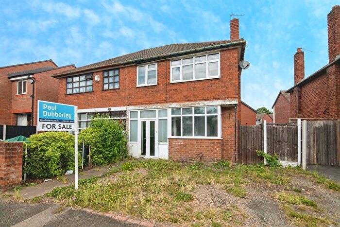 4 Bedroom Semi Detached House For Sale In Alexandra Road, Tipton, DY4