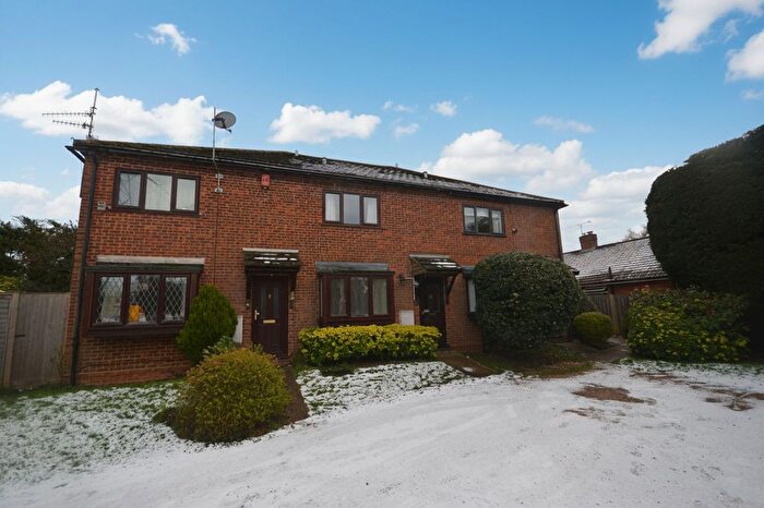 1 Bedroom Terraced House To Rent In Rutland Avenue, High Wycombe, HP12