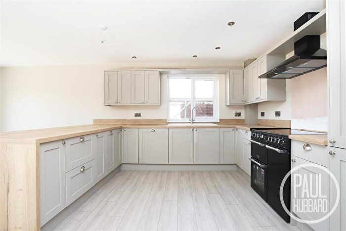 4 Bedroom Detached Bungalow For Sale In Beccles Road, Carlton Colville, NR33