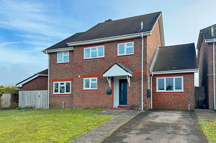 4 Bedroom Detached House For Sale In Benenden Green, Alresford, SO24