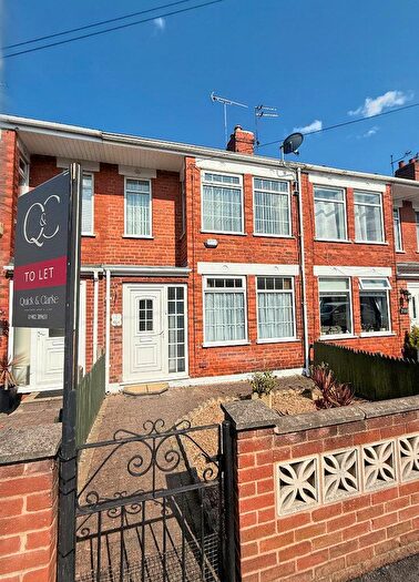 2 Bedroom House To Rent In Oldfield Avenue, Endike Lane, Hull, HU6
