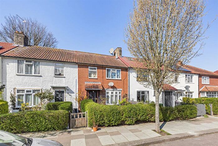 2 Bedroom Terraced House For Sale In Boileau Road, Barnes, London, SW13