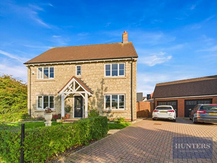 4 Bedroom Detached House For Sale In Hunts Grove Drive, Hardwicke, Gloucester, GL2