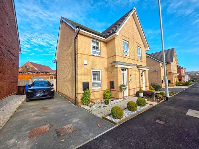 3 Bedroom Semi-Detached House For Sale In Dearne Hall Lane, Barugh Green, Barnsley, S75