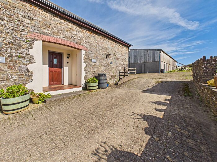 3 Bedroom Barn Conversion For Sale In Houndapitt Farm, Stibb, EX23