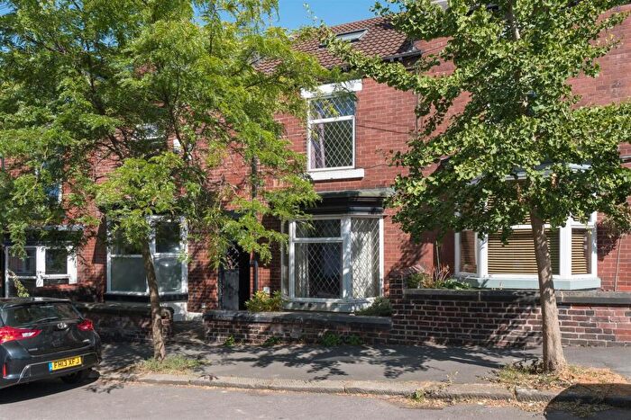 4 Bedroom Terraced House For Sale In Peveril Road, Greystones, S11