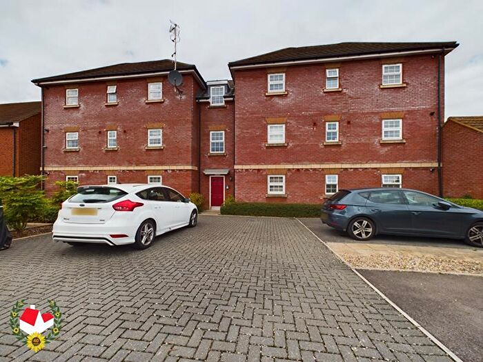2 Bedroom Flat To Rent In Laurel Drive, Brockworth, Gloucester, GL3
