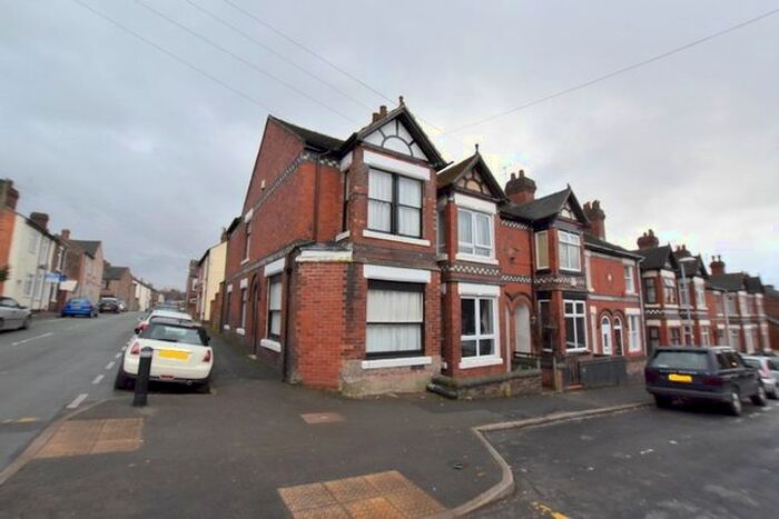 2 Bedroom End Of Terrace House To Rent In Bowden Street, Burslem, ST6