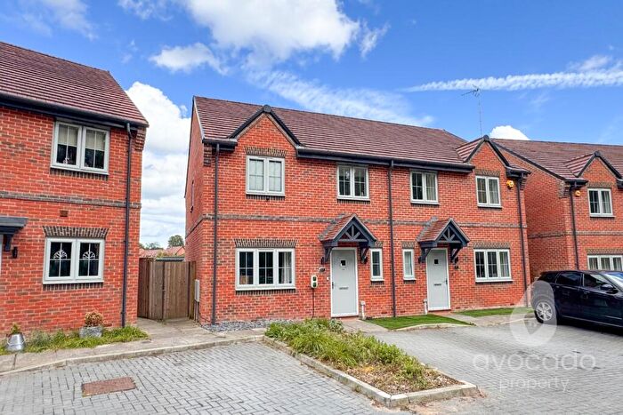 3 Bedroom Semi-Detached House For Sale In Thornycroft Avenue, Deepcut, Camberley, Surrey, GU16