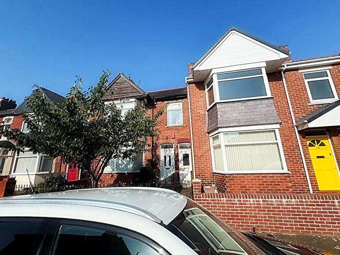 3 Bedroom Flat For Sale In Coronation Street, Wallsend, NE28