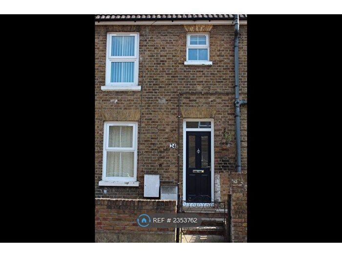 1 Bedroom Flat To Rent In Hope Street, Maidstone, ME14