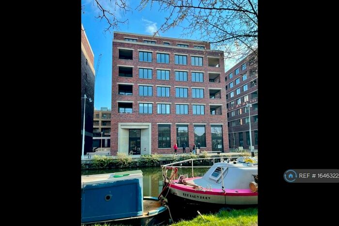 1 Bedroom Flat To Rent In Whitemantle Court, London, E3