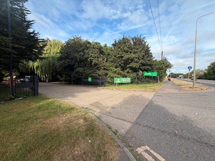 Land For Sale In Colnbrook By Pass, Colnbrook Heathrow, SL3