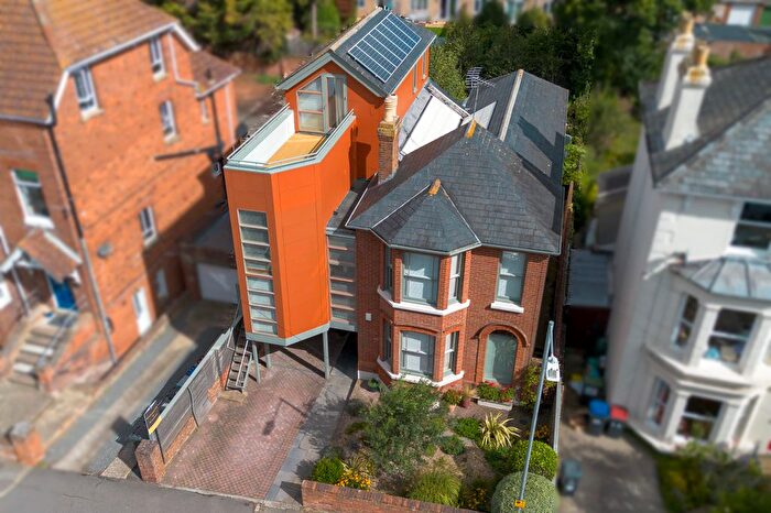 4 Bedroom Property For Sale In Whitstable Road, Canterbury, CT2