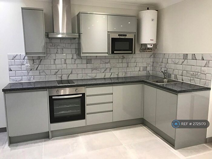 2 Bedroom Terraced House To Rent In Muswell Mews, London, N10