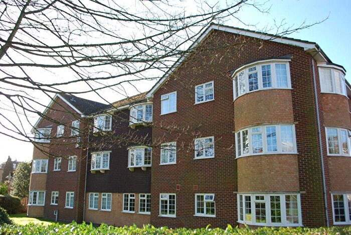 1 Bedroom Property To Rent In Bilbets, Rushams Road, Horsham, RH12
