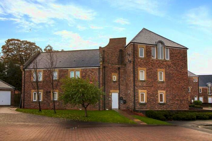 2 Bedroom Flat To Rent In Mansion Heights, Gateshead, NE11