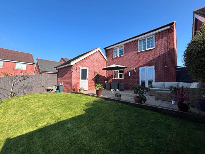 4 Bedroom Detached House For Sale In Rockbourne Close, Stratford-upon-Avon, CV37