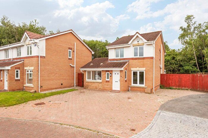 4 Bedroom Detached House For Sale In South Parrotshot, The Jewel, Edinburgh, EH15
