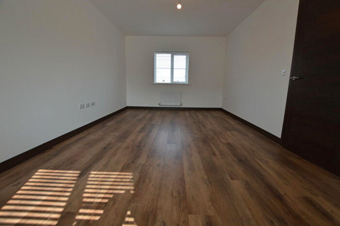 4 Bedroom Town House To Rent In Houghton Way, Bury St. Edmunds, IP33