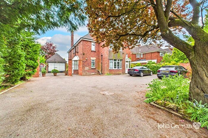 5 Bedroom Detached House For Sale In Weeping Cross, Stafford, ST17