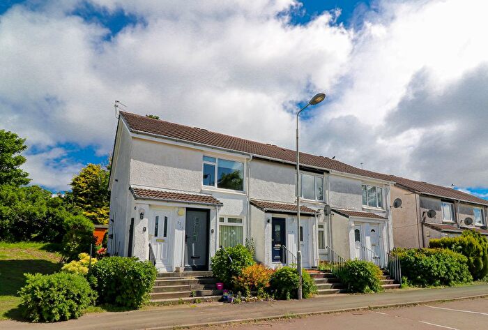 2 Bedroom Flat To Rent In Invergarry Quadrant, Glasgow, G46