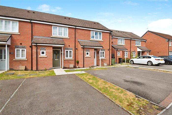 2 Bedroom Terraced House For Sale In Heatherley Grove, Wigston, Leicestershire, LE18