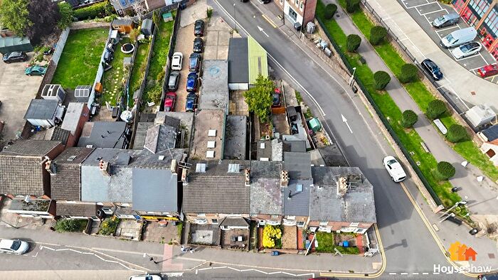 3 Bedroom Terraced House For Sale In Broad Street, Chesham, HP5