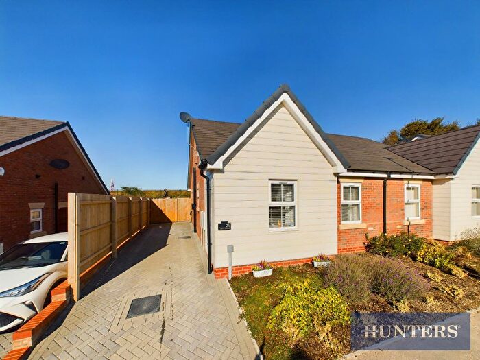 2 Bedroom Semi-Detached Bungalow For Sale In Towse Pasture, Bridlington, YO16