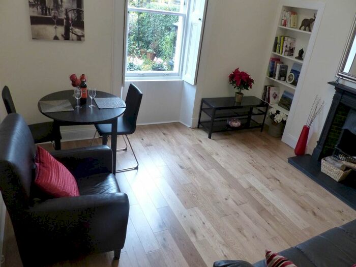 1 Bedroom Flat To Rent In Avondale Place, Stockbridge Colonies, EH3