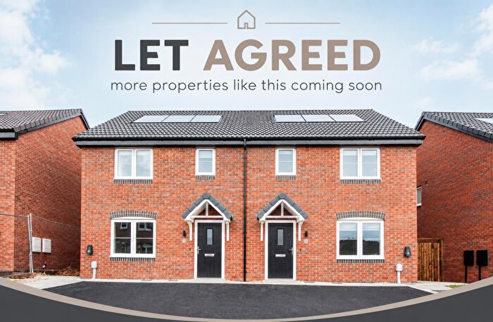 3 Bedroom Semi Detached House To Rent In Bluebell Way, Shepshed, Loughborough, LE12