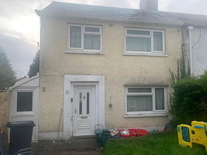 3 Bedroom Semi Detached House For Sale In Heol Philip, Lower Cwmtwrch, Swansea, SA9