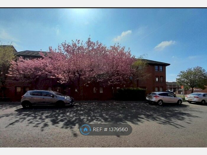 1 Bedroom Flat To Rent In Budhill Avenue, Glasgow, G32