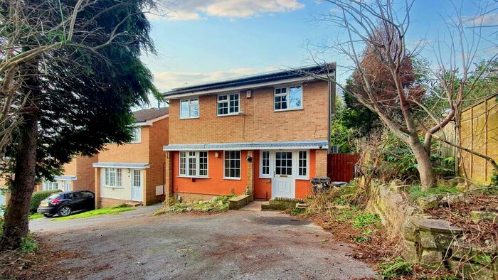 4 Bedroom Detached House To Rent In Bryony Way, Swindon, Wiltshire, SN2