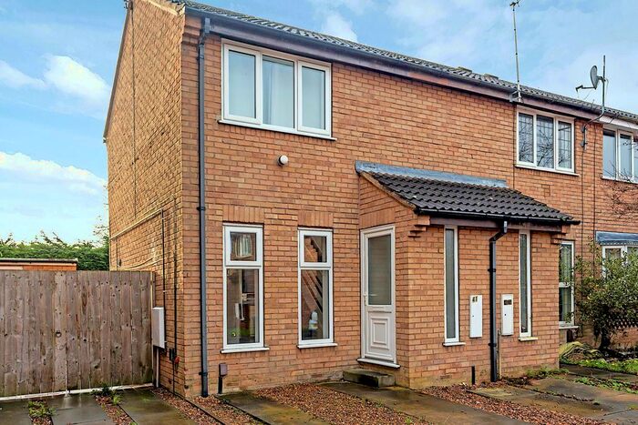 1 Bedroom Semi-Detached House To Rent In Lydham Court, York, YO24