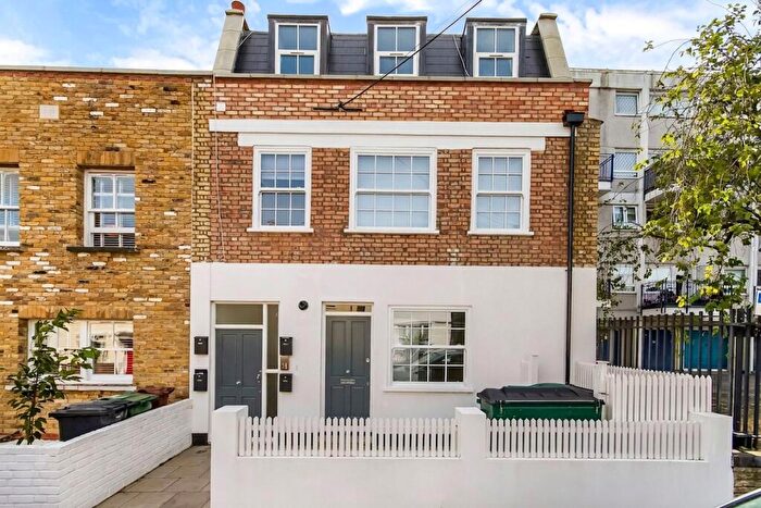 1 Bedroom Apartment To Rent In Eden Road, London, E17