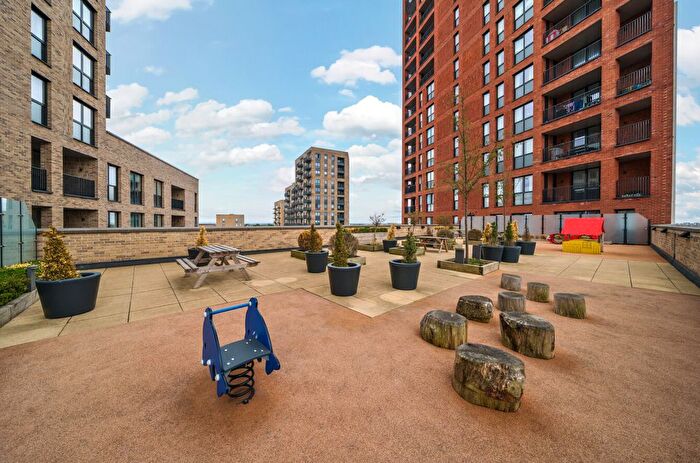 1 Bedroom Flat For Sale In Doniford House, Healum Avenue, Southall, UB2