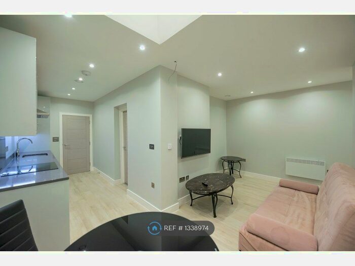 1 Bedroom Flat To Rent In Oxford Road, Reading, RG1