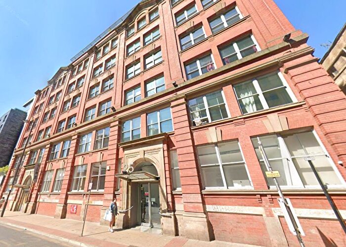 2 Bedroom Apartment To Rent In Church Street, Manchester, M4