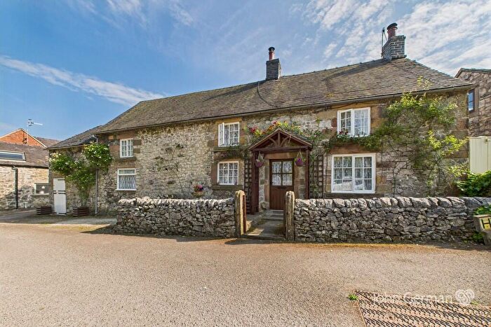 3 Bedroom Detached House For Sale In School Lane, Parwich, DE6