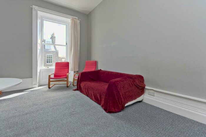 3 Bedroom Flat To Rent In King Street, City Centre, Aberdeen, AB24