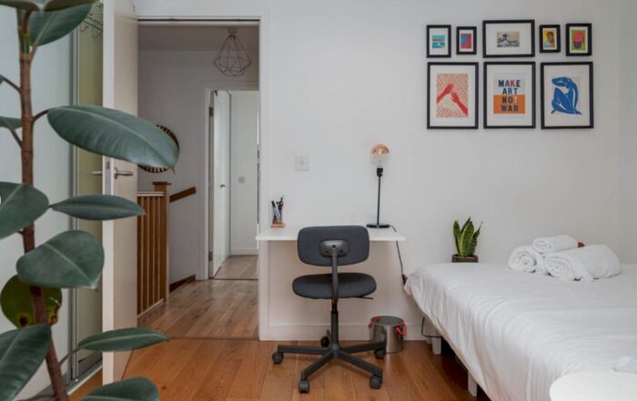 2 Bedroom House To Rent In Deptford High Street, London, London, SE8