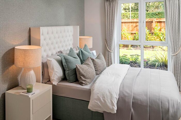 2 Bedroom Retirement Property To Rent In Brighten Road, Southend- On Sea, Essex, SS1